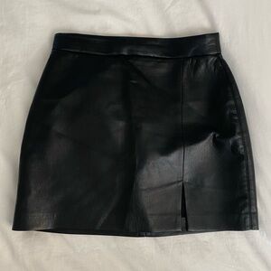 Aritzia Black Vegan Leather Mini Skit with Slit, Size 0, Wilfred